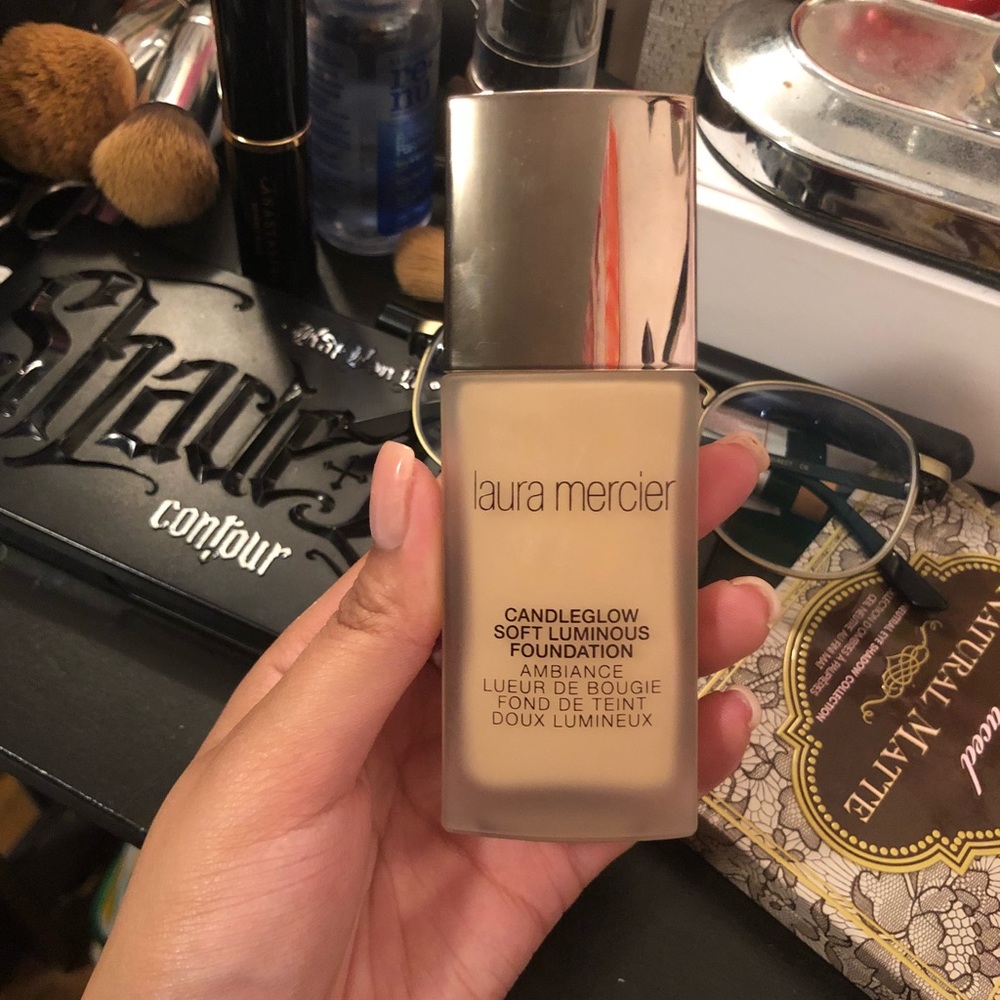 Laura Mercier Candleglow Soft Luminous Foundation